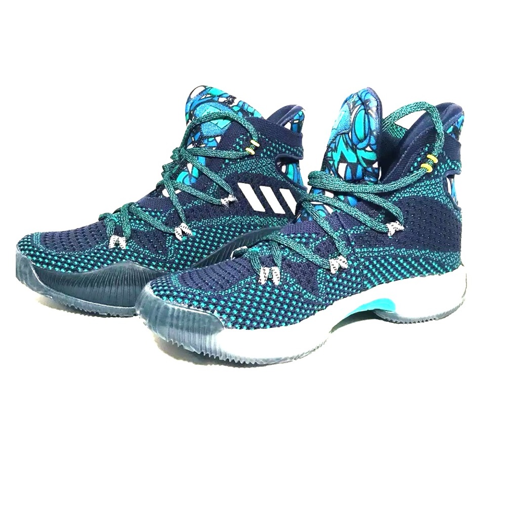 Adidas Basketball Shoes: Andrew Wiggins y size 4